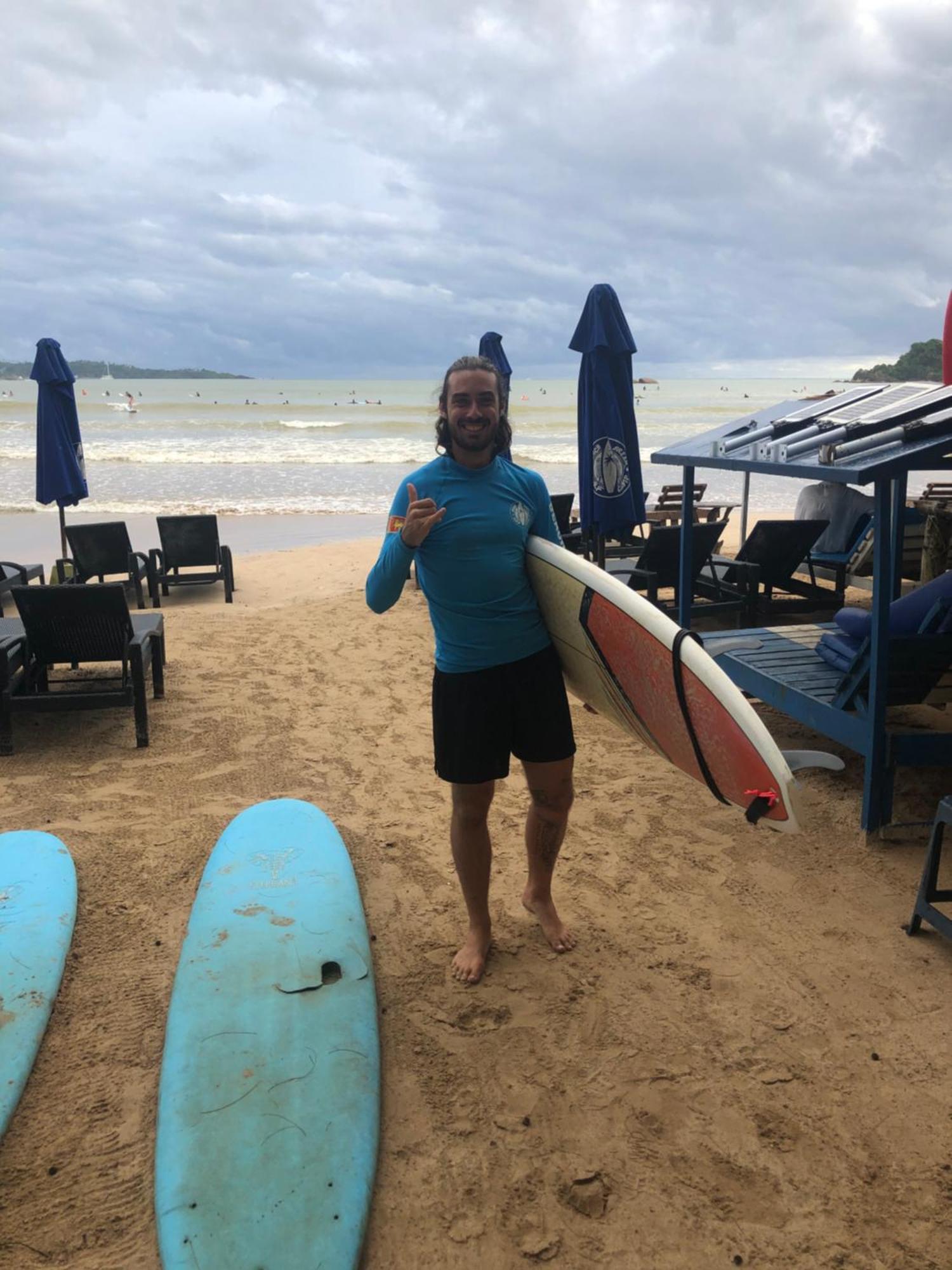 Beach Break Surf Hostel Weligama Buitenkant foto